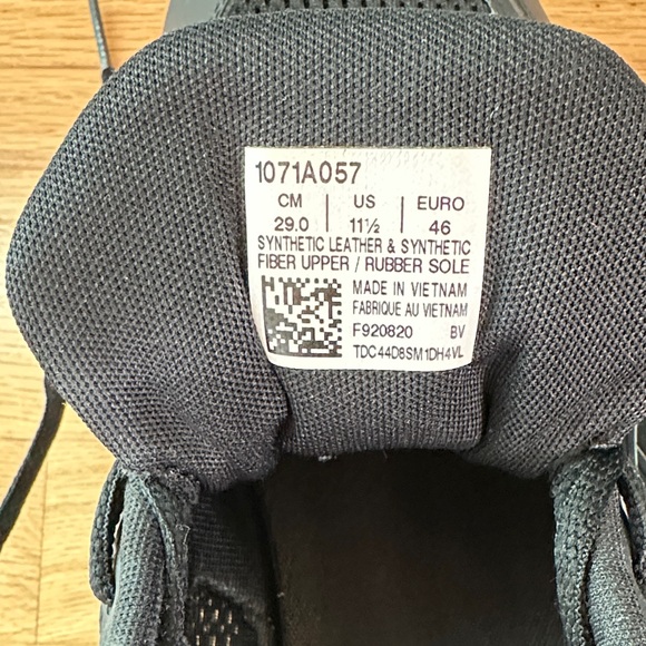 ASICS Men's Black and White Indoor Court Shoes - Picture 2 of 4